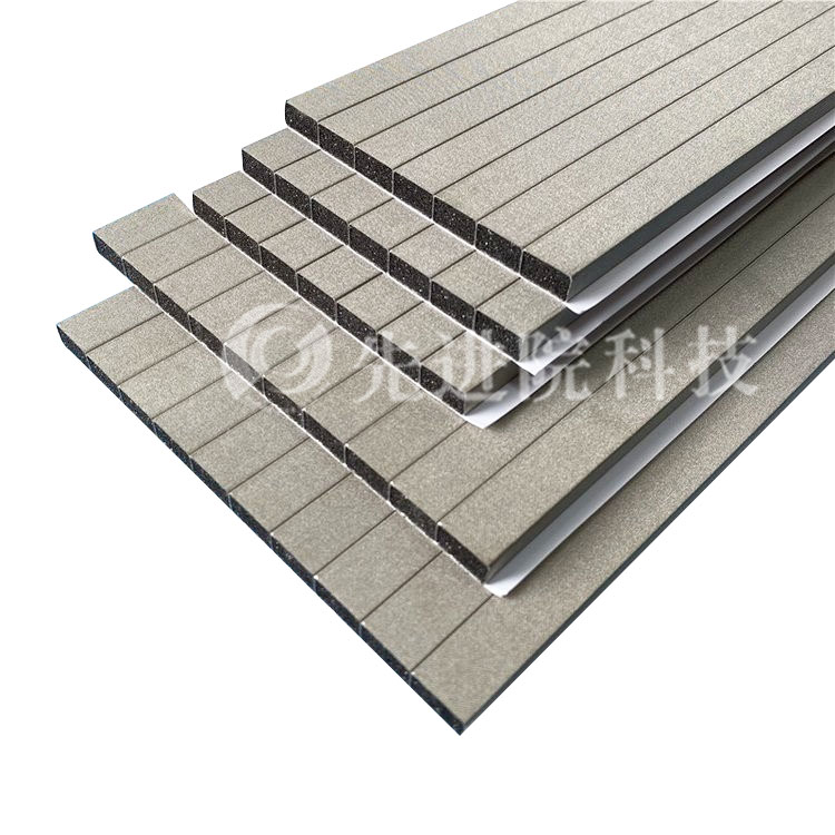 Antioxidant conductive foam
