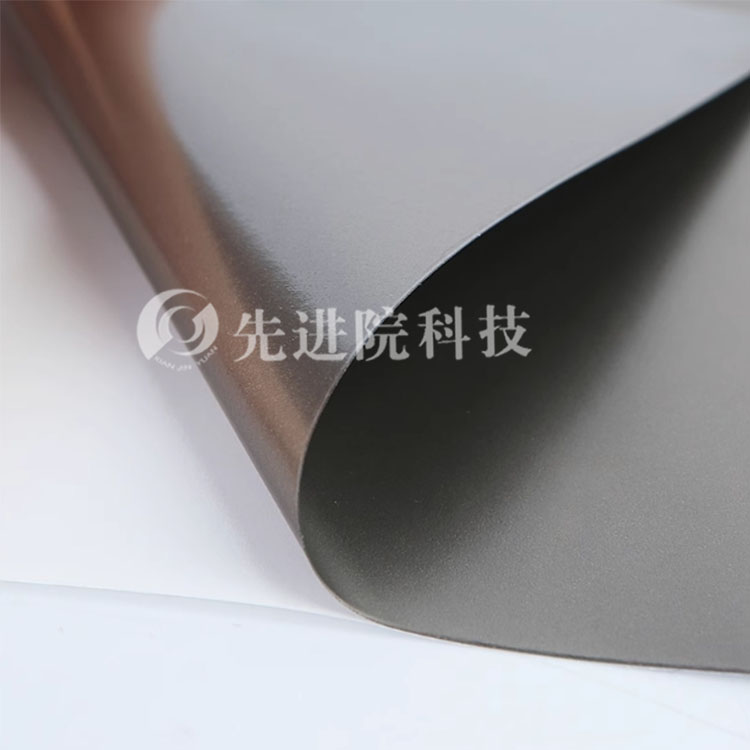 Thermoplastic hybrid yarn absorbing composite material